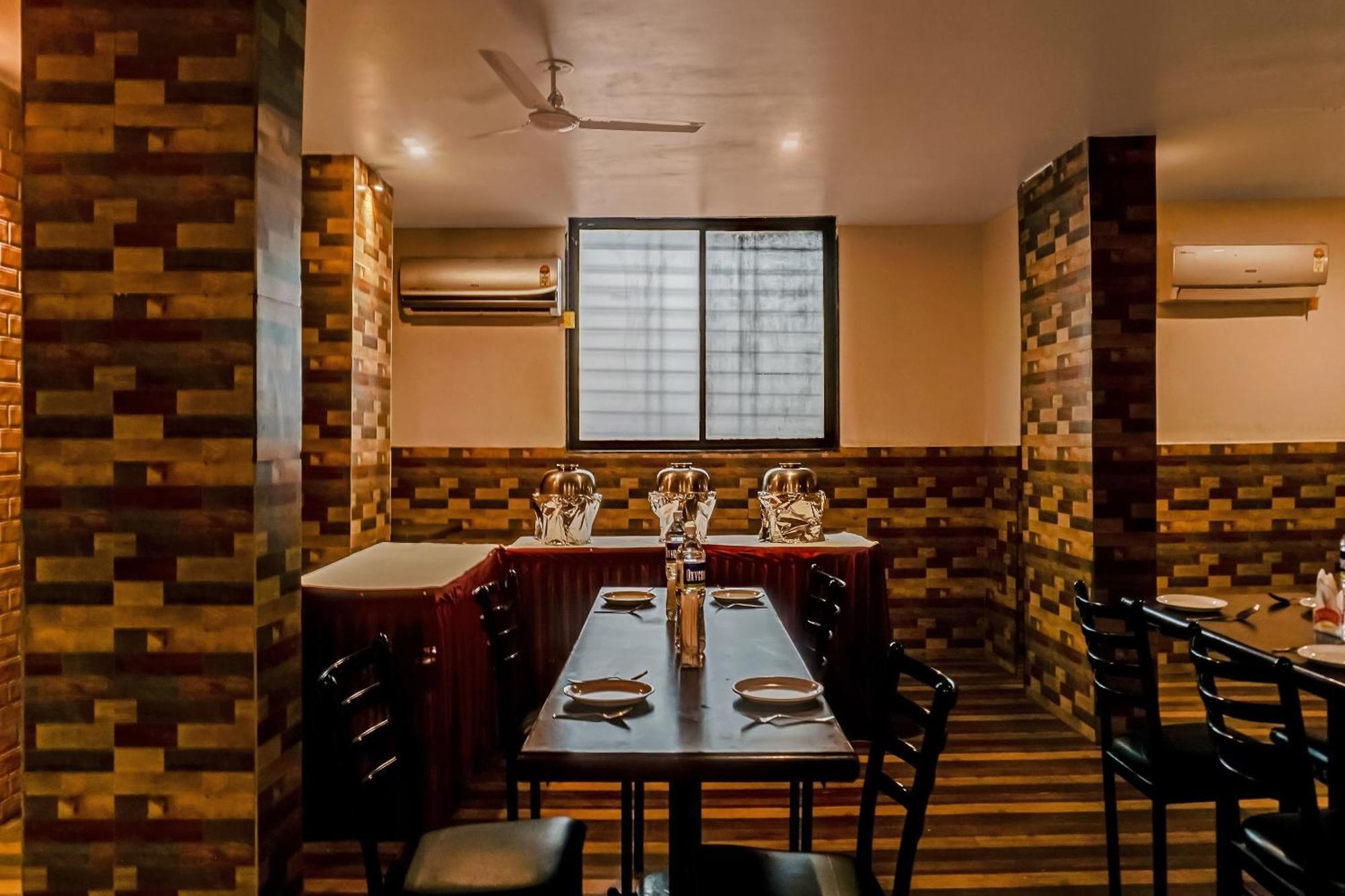 Hotel O Log Inn Plaza Near Eon It Park Pune Exterior photo
