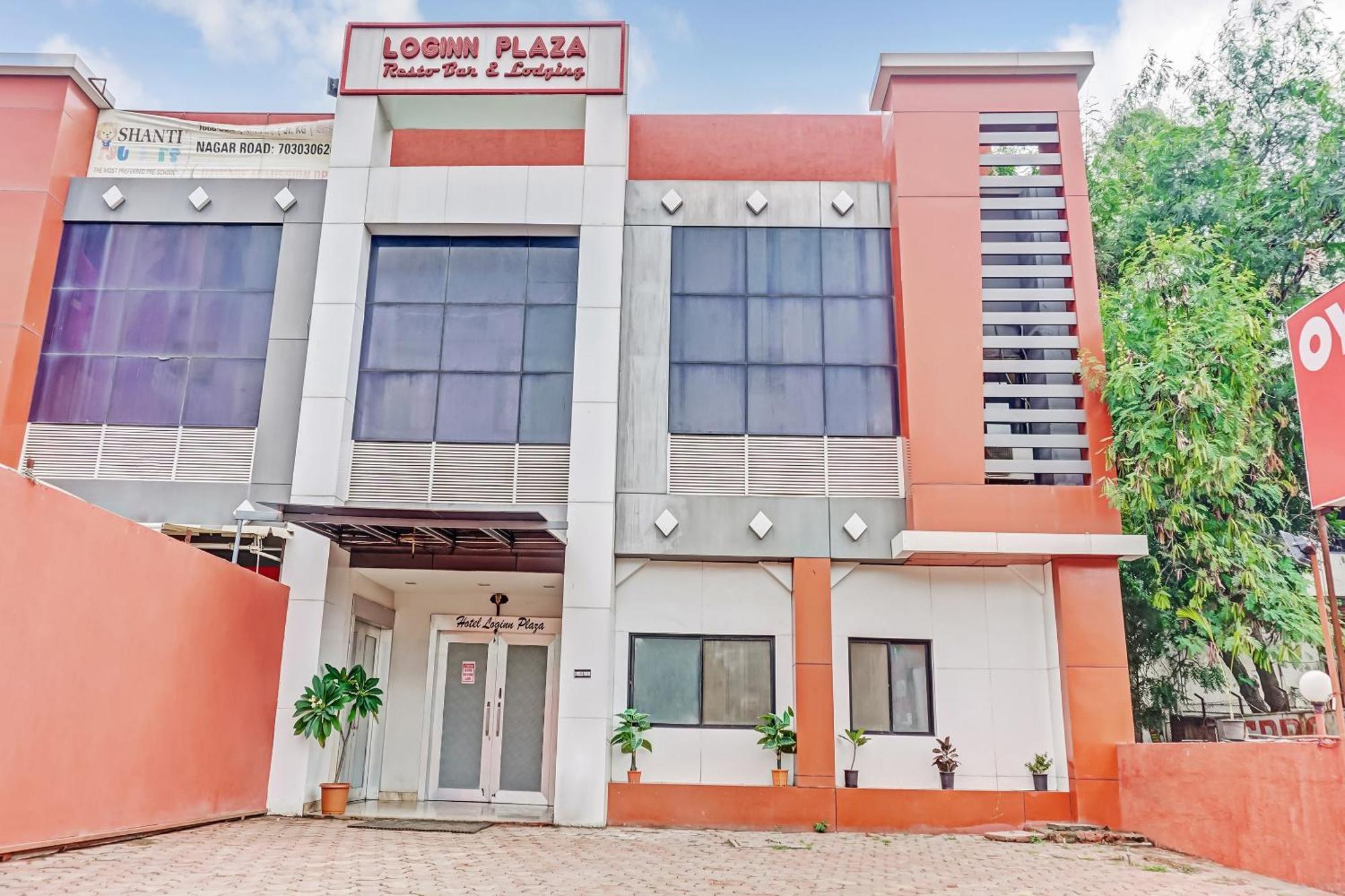 Hotel O Log Inn Plaza Near Eon It Park Pune Exterior photo